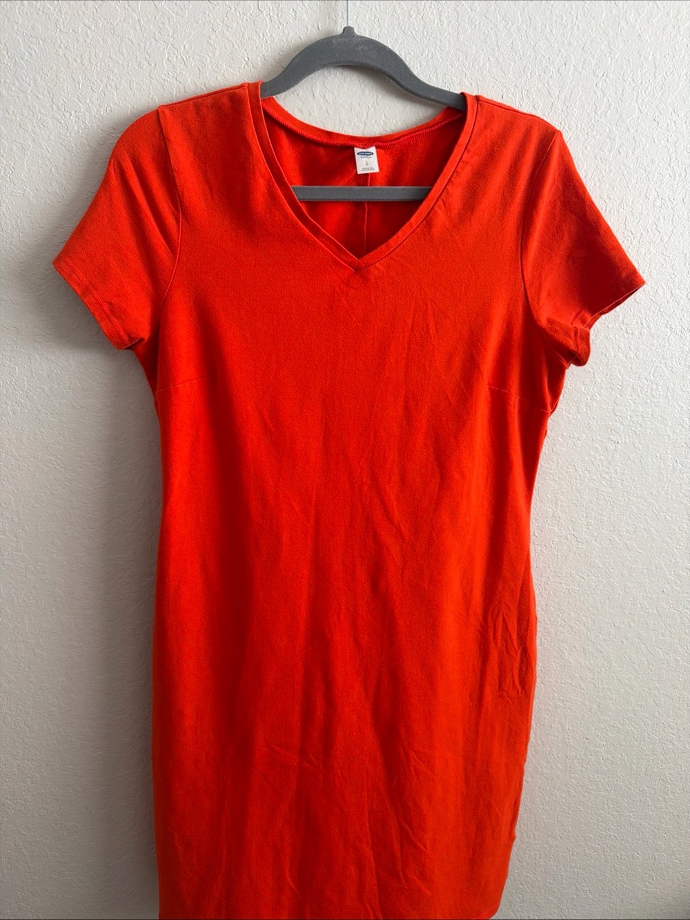 Old Navy Orange V‑Neck Midi Tee Dress